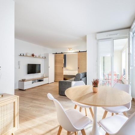 Home Sweet Home By Plaza Chessy  Exteriör bild
